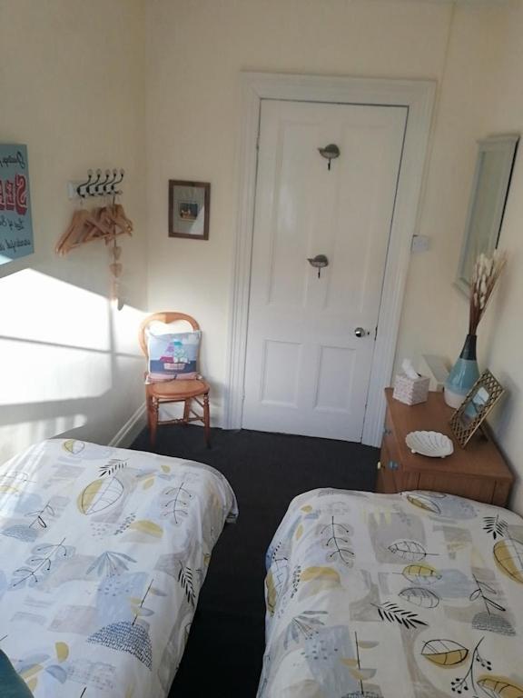 A Summer Place - Spacious Maisonette, Central Whitby, Sleeps 4, Close To Amenities Apartment Bagian luar foto